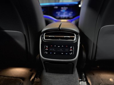 صورة مصغرة 27 لـ 2024 Mercedes-BENZ EQE AMG