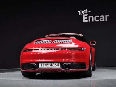 PORSCHE 911 - 4