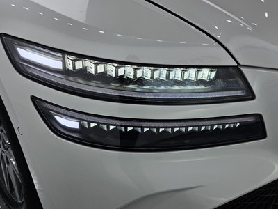 GENESIS G80 (RG3) - 9