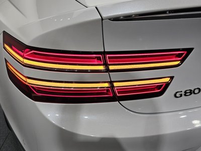 GENESIS G80 (RG3) - 10