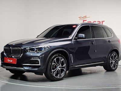 صورة 1 لـ 2021 BMW X5