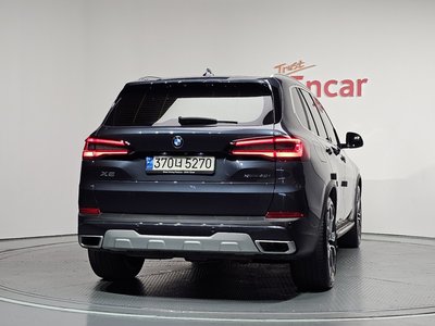 صورة 4 لـ 2021 BMW X5