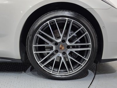 PORSCHE PANAMERA - 6