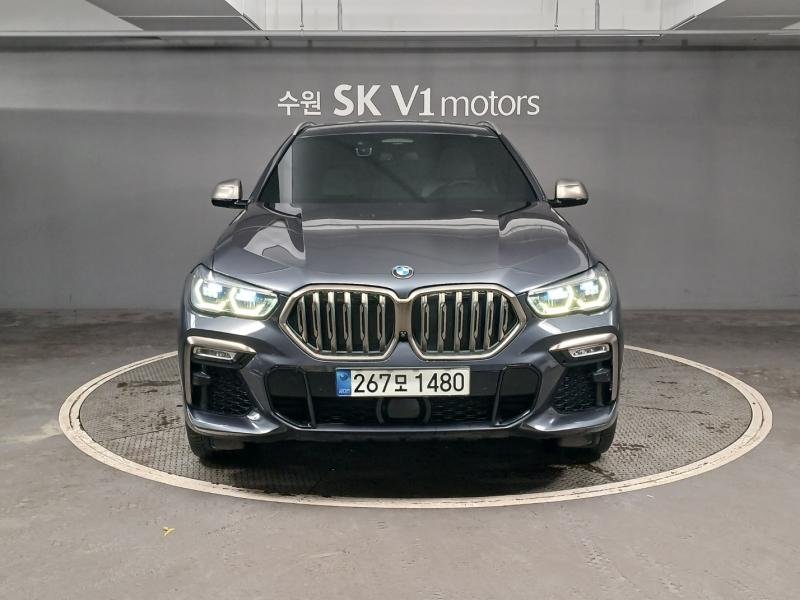 BMW X6 - View 1