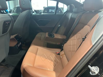 2024 BMW 5 SERIES 缩略图 15