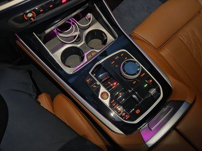 2025 BMW X5 photo 8
