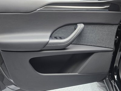 2023 Tesla MODEL X thumbnail 14