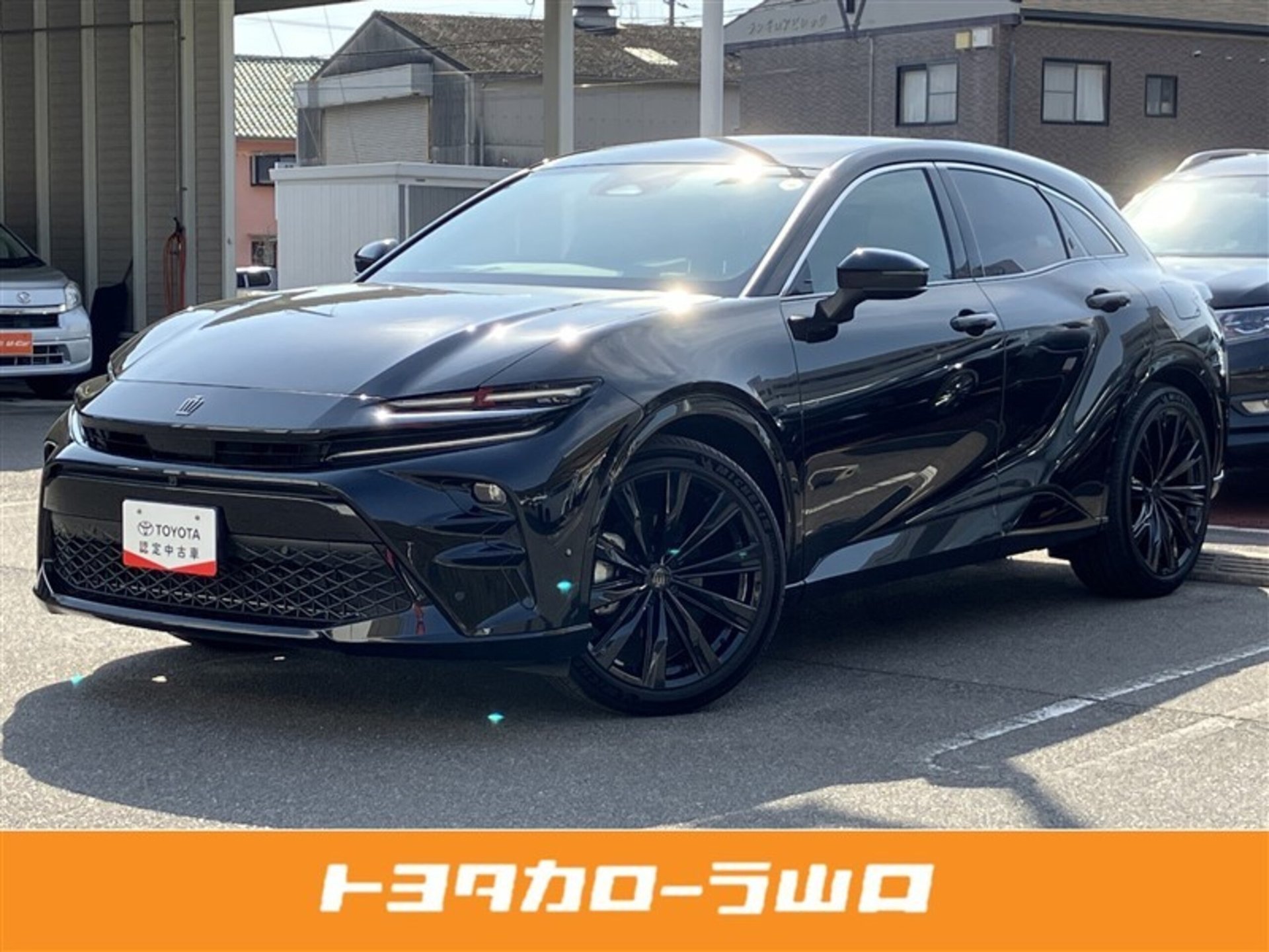 TOYOTA CROWN SPORT - View 1