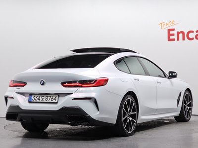 BMW 8 SERIES - 4