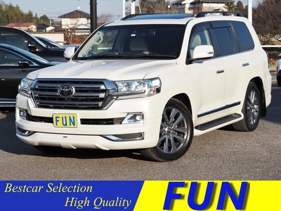 TOYOTA LAND CRUISER 200
