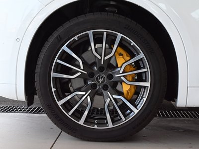 2025 Maserati GRECALE — миниатюра 31