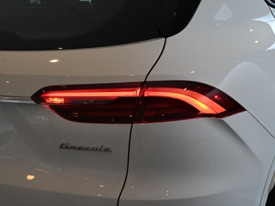 2025 Maserati GRECALE — миниатюра 27