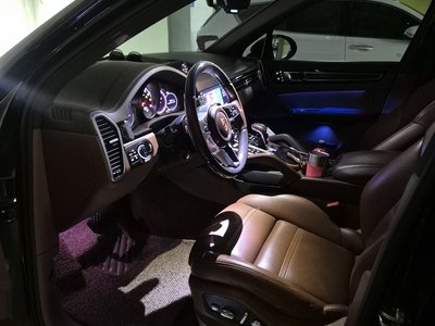 PORSCHE CAYENNE - 7