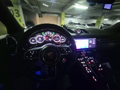 PORSCHE CAYENNE - 6
