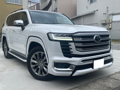 TOYOTA LAND CRUISER 300 - 1