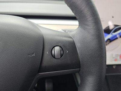 2022 Tesla MODEL Y — миниатюра 32