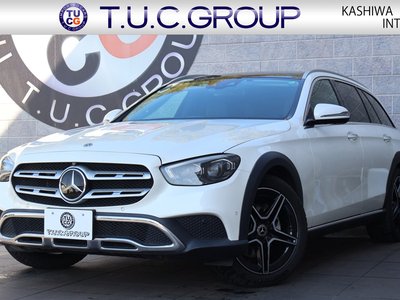 MERCEDES-BENZ E-CLASS - 1