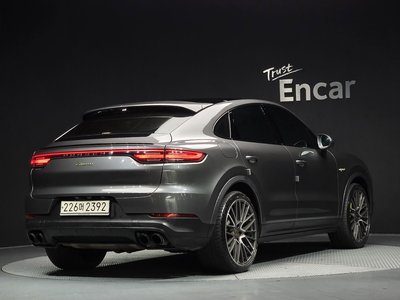 PORSCHE CAYENNE - 3