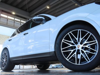 PORSCHE CAYENNE - 6