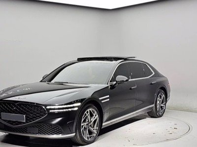 2022 Genesis G90 photo 1
