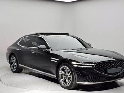 2022 Genesis G90 photo 2