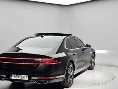 2022 Genesis G90 photo 3