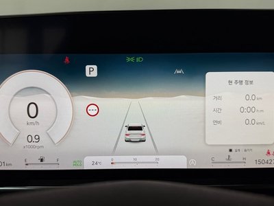 2022 Genesis G90 photo 8