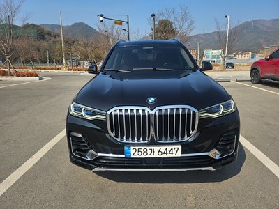 BMW X7 - 1