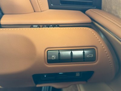 صورة مصغرة 46 لـ 2018 Lexus LC