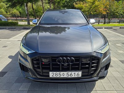 AUDI SQ8