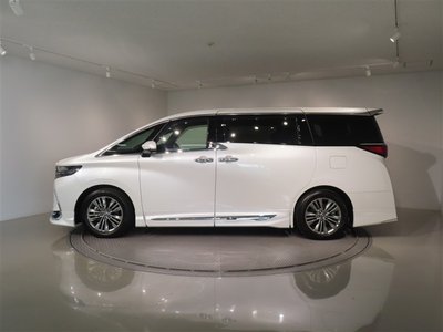 TOYOTA ALPHARD - 2