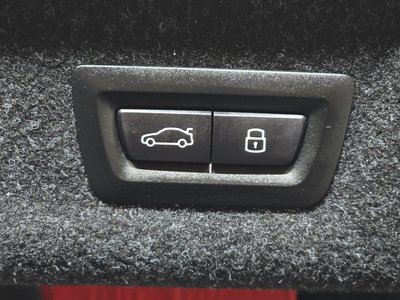 صورة مصغرة 21 لـ 2025 BMW 3 SERIES