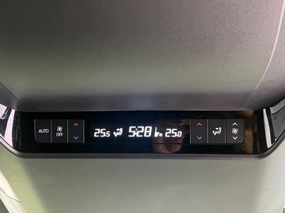 2024 Toyota ALPHARD 缩略图 39