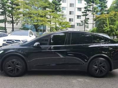 2026 Tesla MODEL X — фото 6