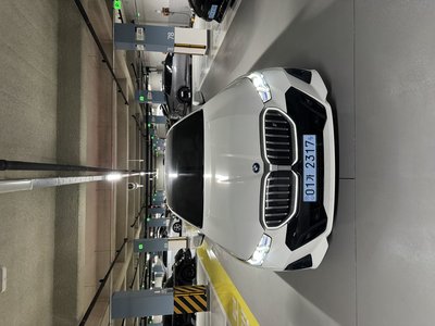 BMW I5 - 1