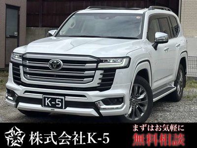 TOYOTA LAND CRUISER 300 - 1