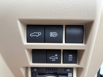 TOYOTA LAND CRUISER 300 - 10