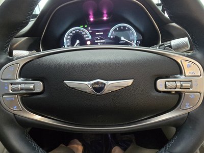 2023 Genesis GV80 thumbnail 14