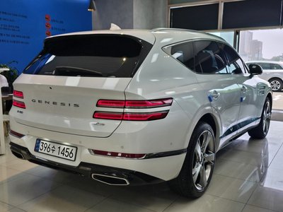 2023 Genesis GV80 photo 7