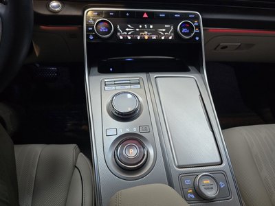2023 Genesis GV80 thumbnail 18