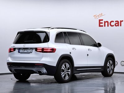 MERCEDES-BENZ GLB - 3