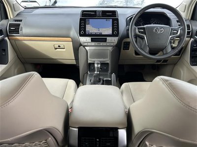 TOYOTA LAND CRUISER PRADO - 2