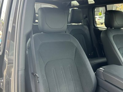 LAND ROVER DEFENDER - 5