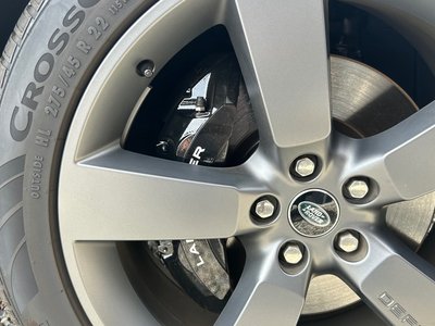 LAND ROVER DEFENDER - 9