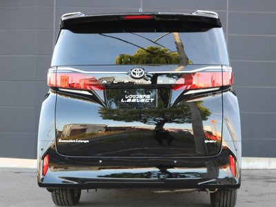 TOYOTA ALPHARD - 8