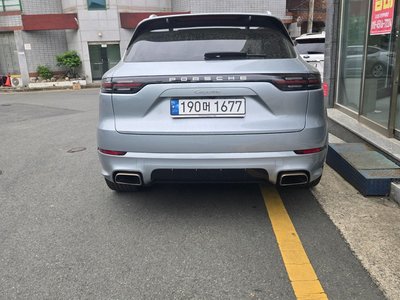 PORSCHE CAYENNE - 5