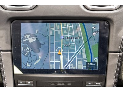 PORSCHE 718 SPYDER - 8