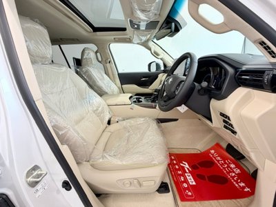 TOYOTA LAND CRUISER 300 - 4