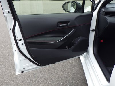2025 TOYOTA GR COROLLA — миниатюра 39
