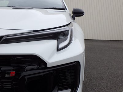 2025 TOYOTA GR COROLLA — миниатюра 13